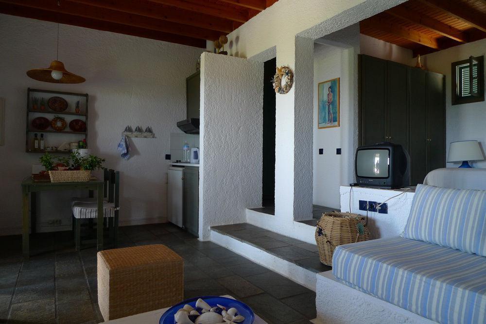 Niriides Villas Selinitsa Buitenkant foto