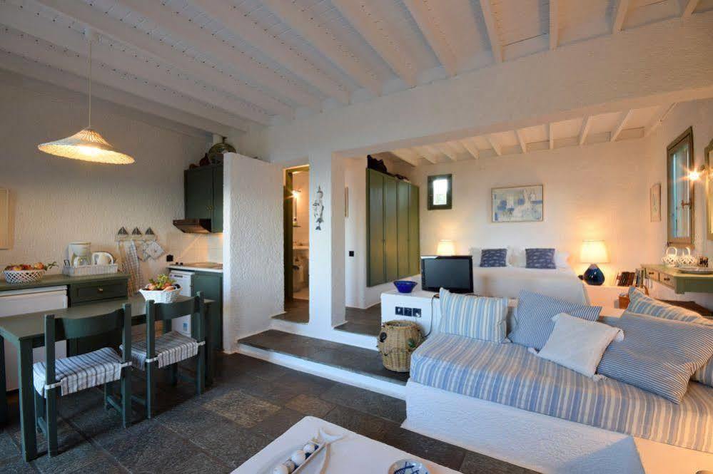 Niriides Villas Selinitsa Buitenkant foto